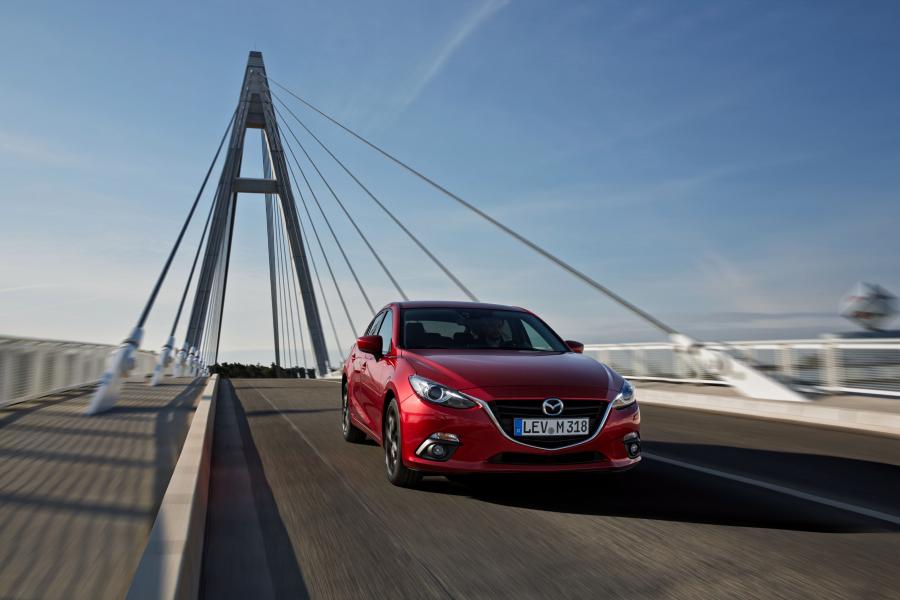  Mazda3 Nakama 2016 года  (фото 12 из 22)